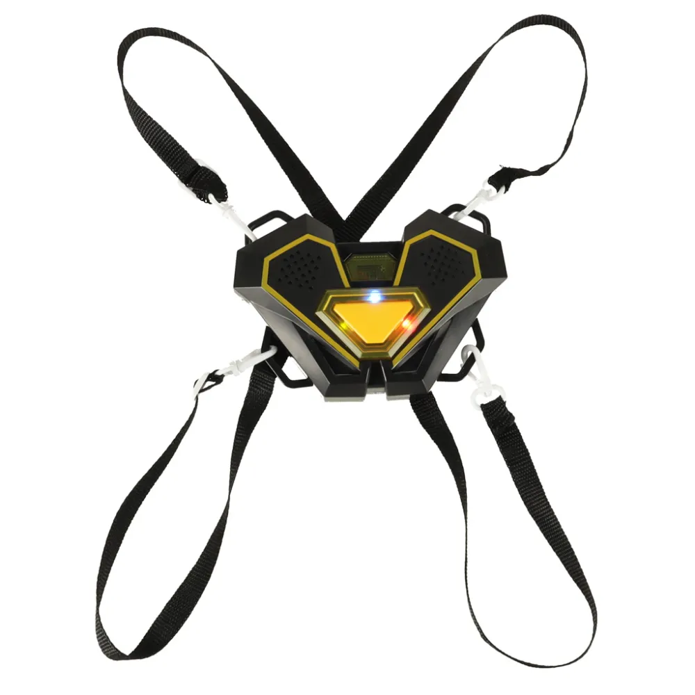 Zbliżenie na pistolet laserowy i interaktywną tarczę