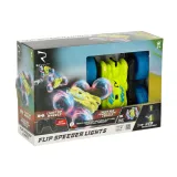 Akrobacje samochodem zdalnie sterowanym REVOLT na trawie i asfalcie