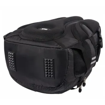 Czarny plecak szkolny z ergonomicznymi szelkami i odblaskami