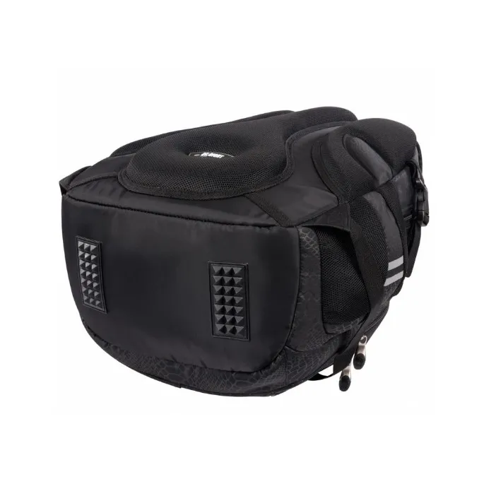 Czarny plecak szkolny z ergonomicznymi szelkami i odblaskami