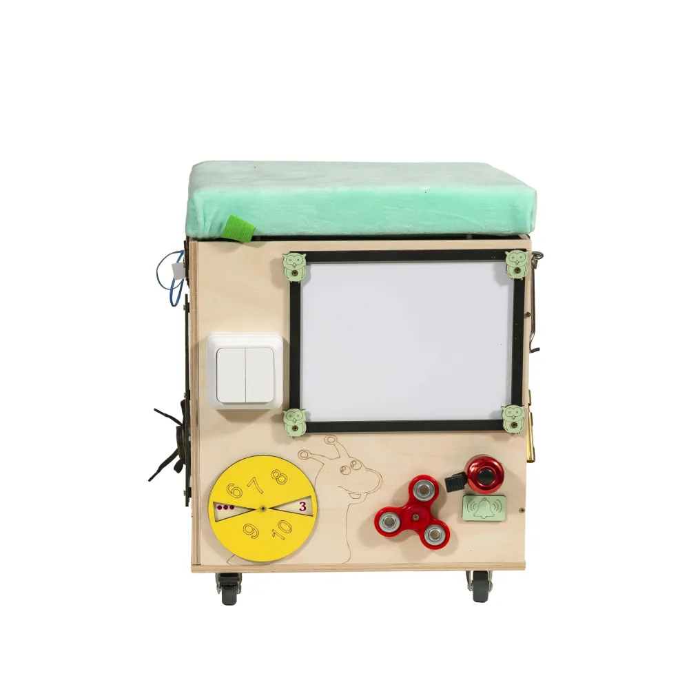 Puf manipulacyjny LAS z otwartym schowkiem na zabawki i książki