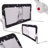 czarna barierka ochronna 150cm zamontowana na łóżku dziecięcym