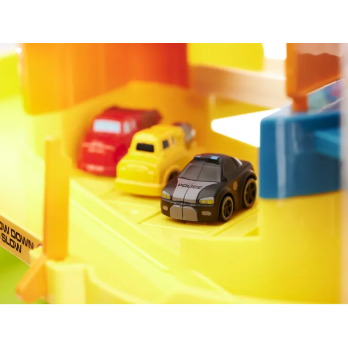 Plastikowy garaż z dźwiękami, światłami i zestawem naklejek do dekoracji