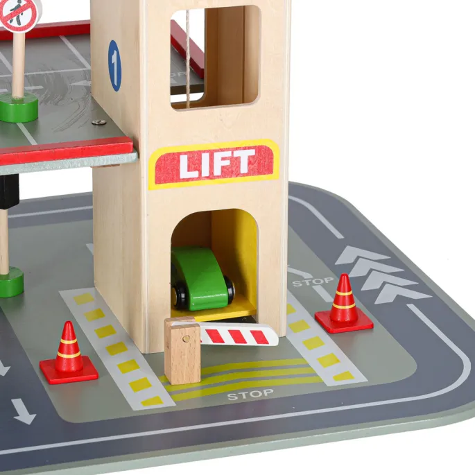 Garaż dziecięcy z windą i lądowiskiem dla helikoptera