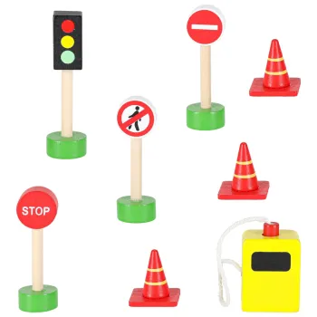 Bezpieczny drewniany garaż z akcesoriami do nauki ruchu drogowego
