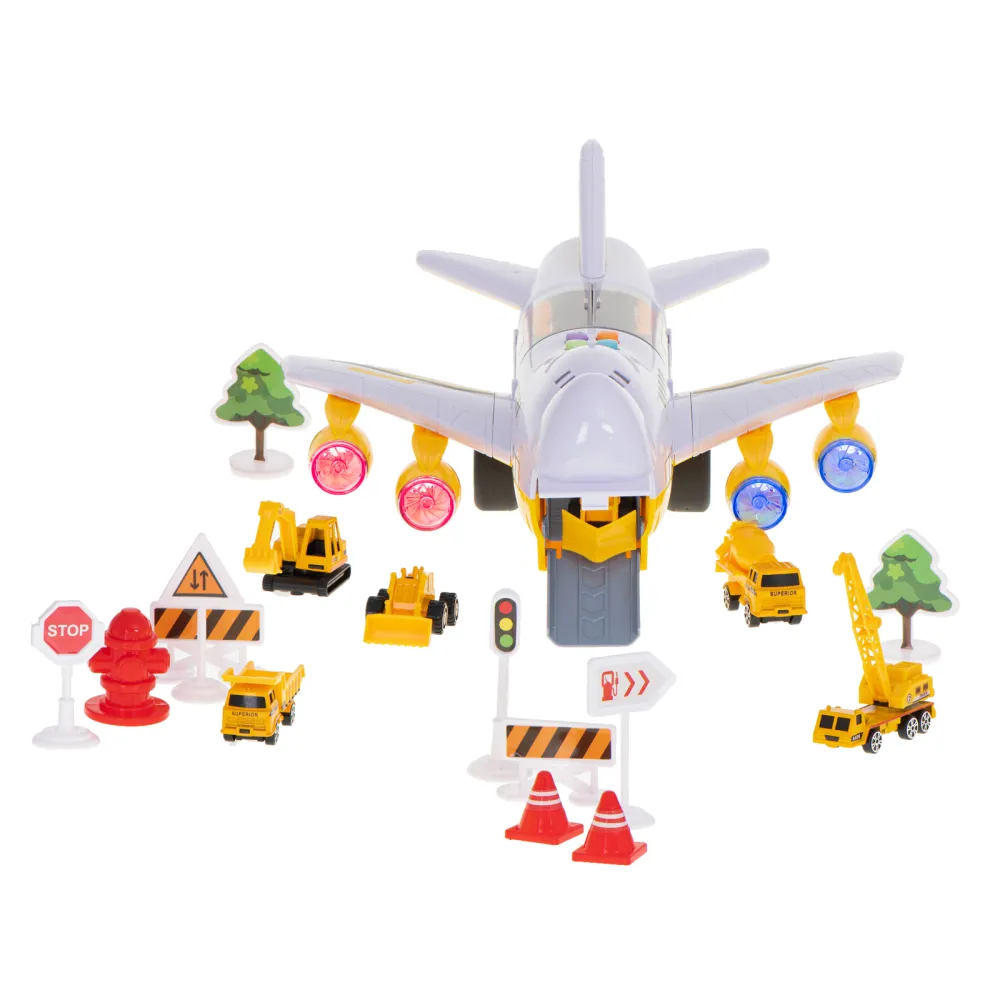 Ciężarówka i betoniarka umieszczone w samolocie transporterze