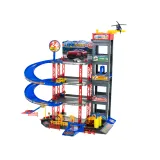 Parking z czterema piętrami i kolorowymi autkami metalowymi