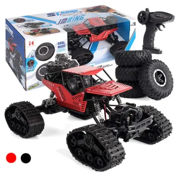 Czerwony samochód RC Rock Crawler 4x4 podczas jazdy w terenie
