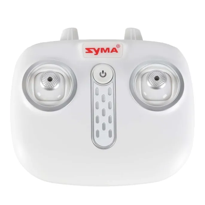 Dynamiczne ujęcie modelu Syma S107H podczas sterowania na świeżym powietrzu