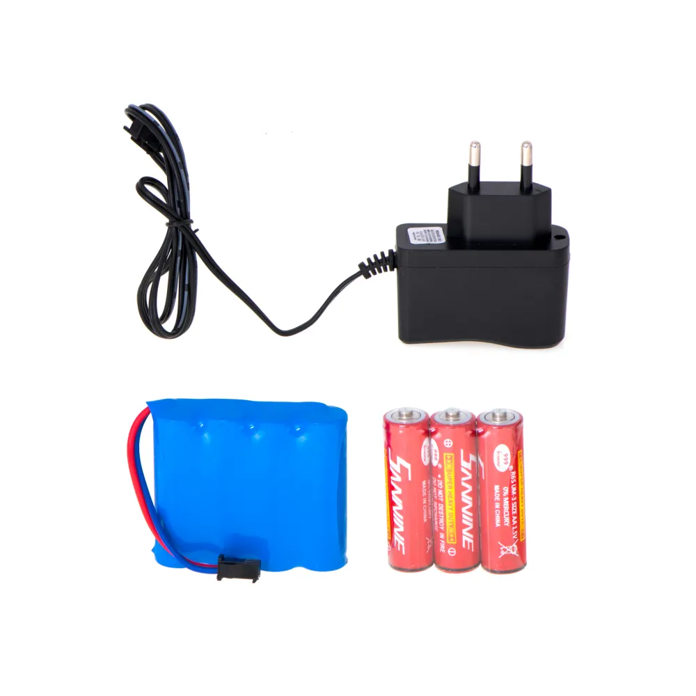 Terenowy samochód RC z dużymi kołami do jazdy po różnych nawierzchniach