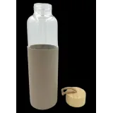 Butelka szklana z uchwytem i silikonową osłoną w kolorze beżowym 550 ml