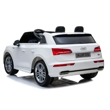 Stylowy samochód dziecięcy Audi Q5 na licencji z pilotem dla rodzica