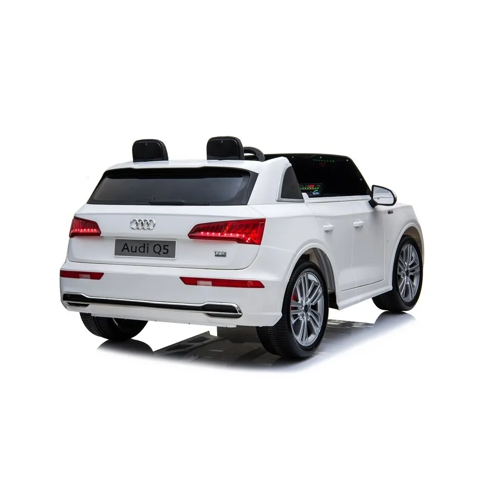 Pojazd dziecięcy Audi Q5 na akumulator z panelem muzycznym i radiem