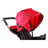 PRO500 z widocznym baldachimem chroniącym przed słońcem