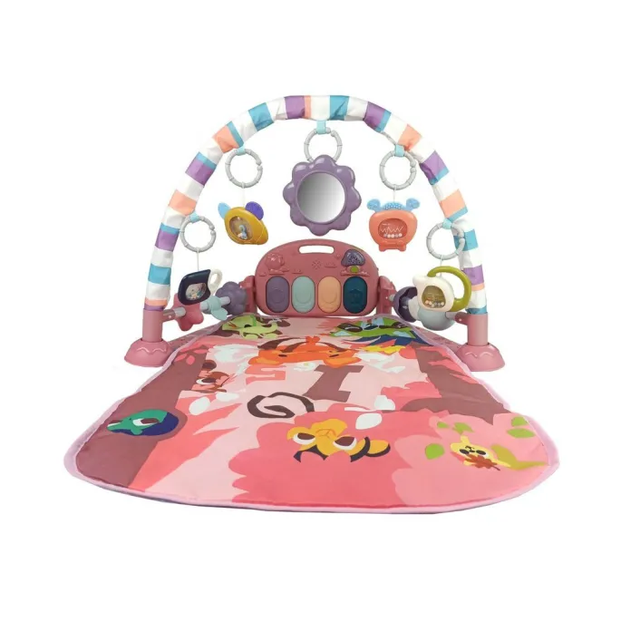 Różowa mata sensoryczna z elementami muzycznymi i gryzakami