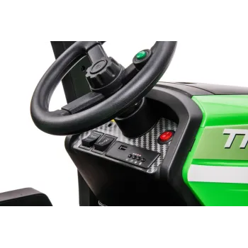 detale reflektorów w traktorze BLT-206 zielonym