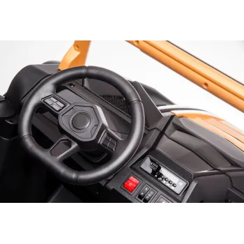 złote auto elektryczne a032 prezentowane z profilu