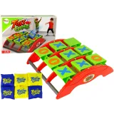 Gra zręcznościowa kółko i krzyżyk z widocznymi kolorowymi elementami