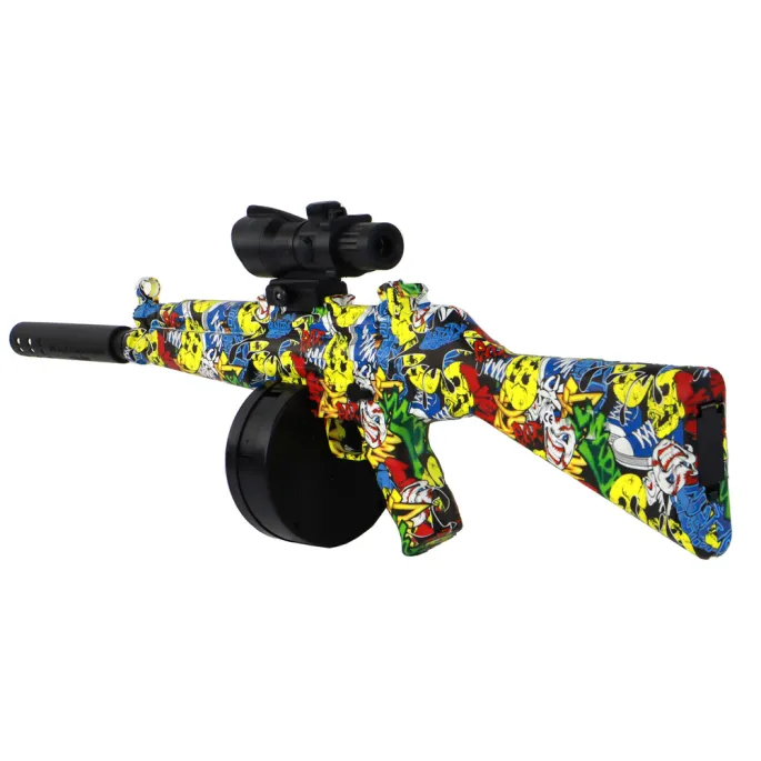 Kulki wodne przed i po namoczeniu do zabawy karabinem