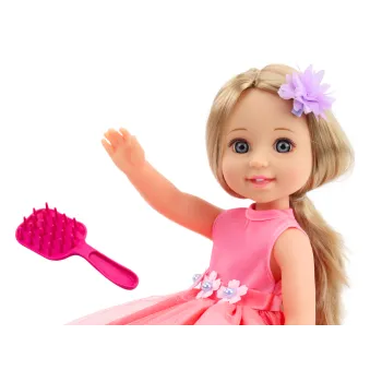Szczotka i spinka do włosów jako akcesoria dołączone do lalki