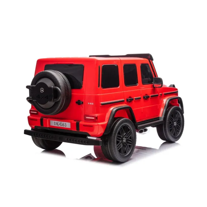 Czerwony Mercedes G63 XXL na akumulator 4x4, aranżacja prezentacyjna
