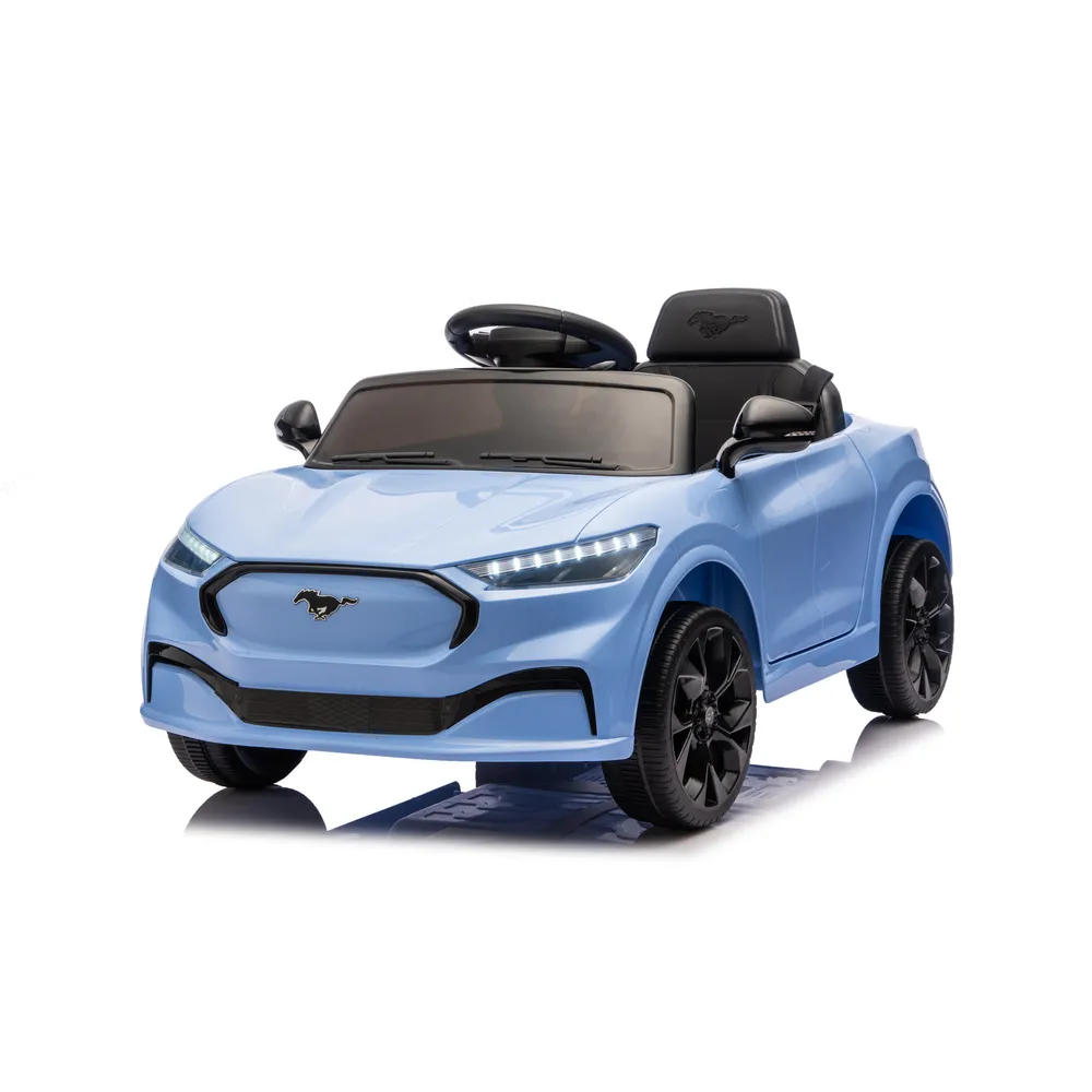 auto na akumulator ford mustang mach-e z detalami reflektorów