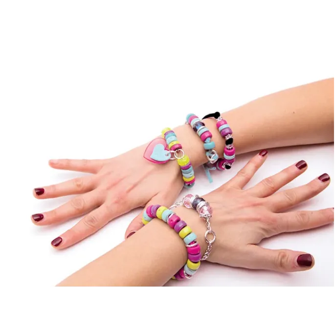 Błyszczące taśmy i łańcuszki do bransoletek w komplecie