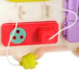 Zbliżenie na zestaw do nauki sznurowania i zapinania pasków