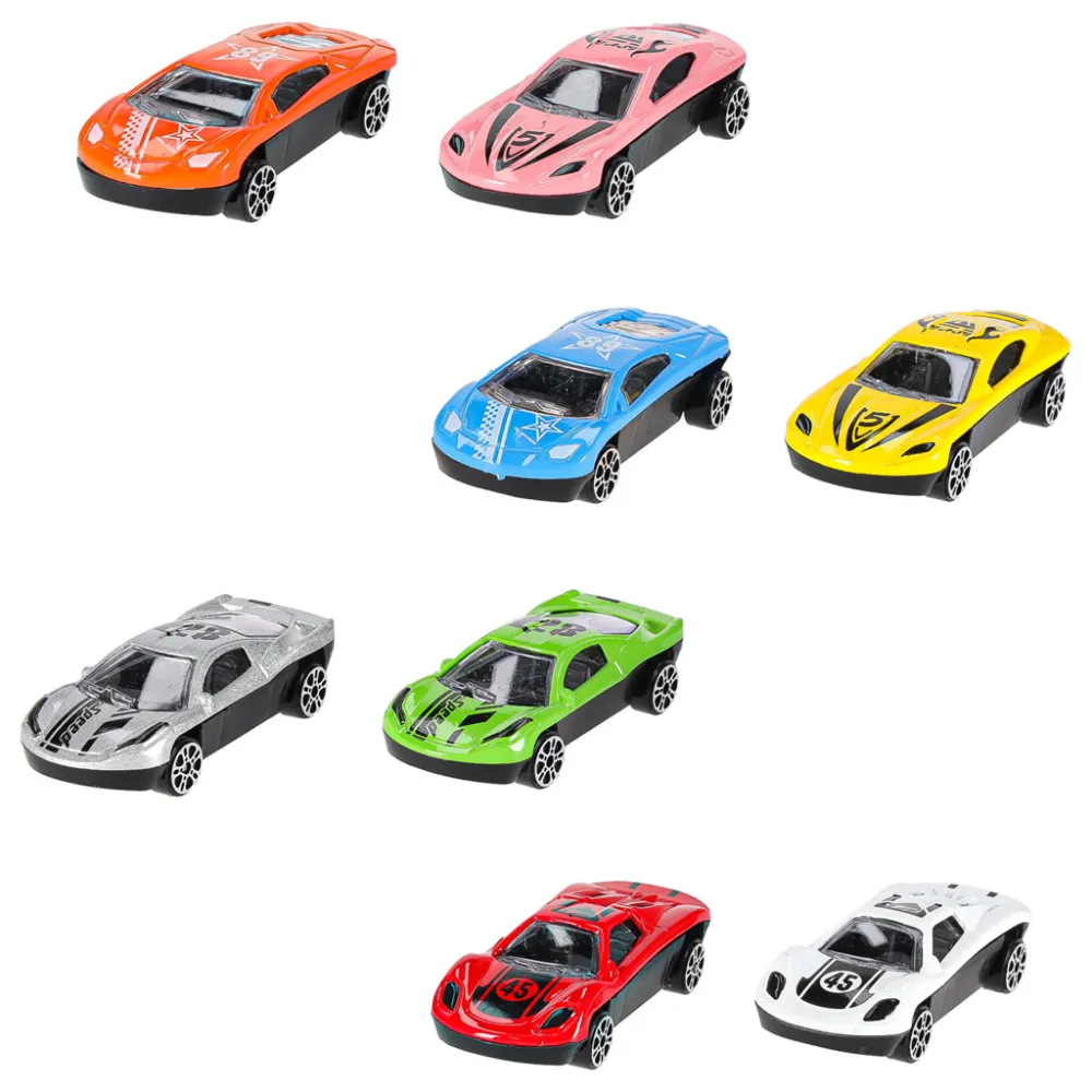 personalizacja zestawu naklejkami na lawecie i samochodzikach