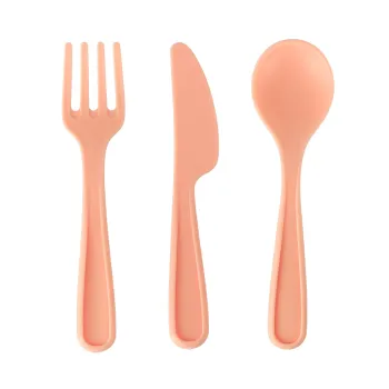 Plastikowe warzywa i owoce do krojenia z zestawu kuchennego