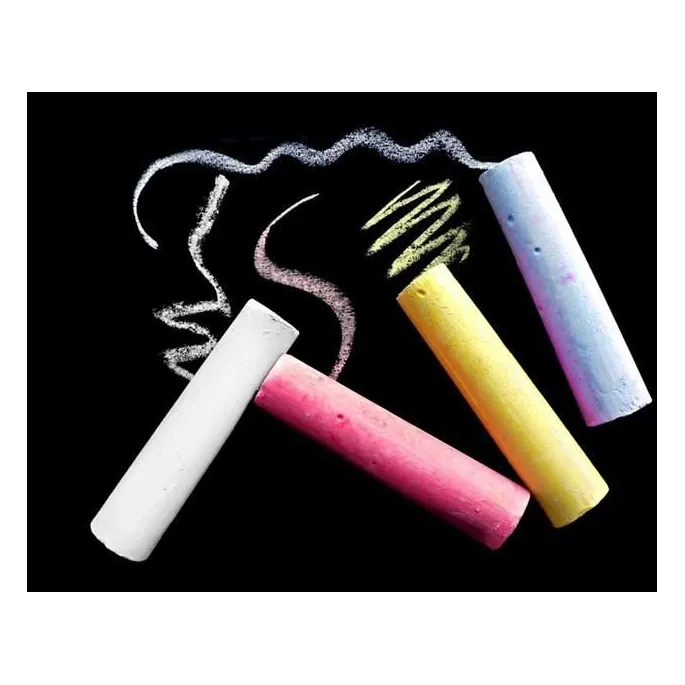 Szczegół powierzchni tablicy do pisania kredą i łatwego zmywania