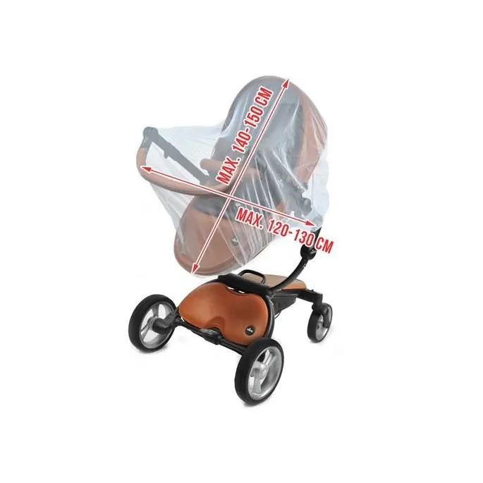 Moskitiera rozłożona na głębokim wózku dziecięcym