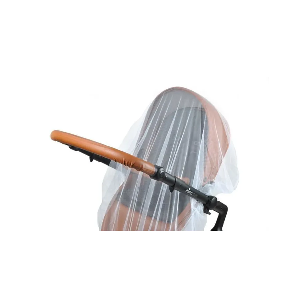 Moskitiera dziecięca z poliestru na małym łóżeczku