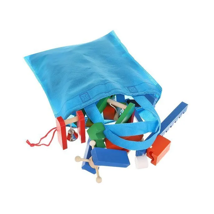 klocki domino ustawione w efektowny wzór