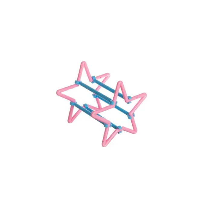 pojemnik z otwartą torbą pełną klocków słomek