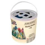 zbliżenie na kolorowe drewniane budynki z zestawu