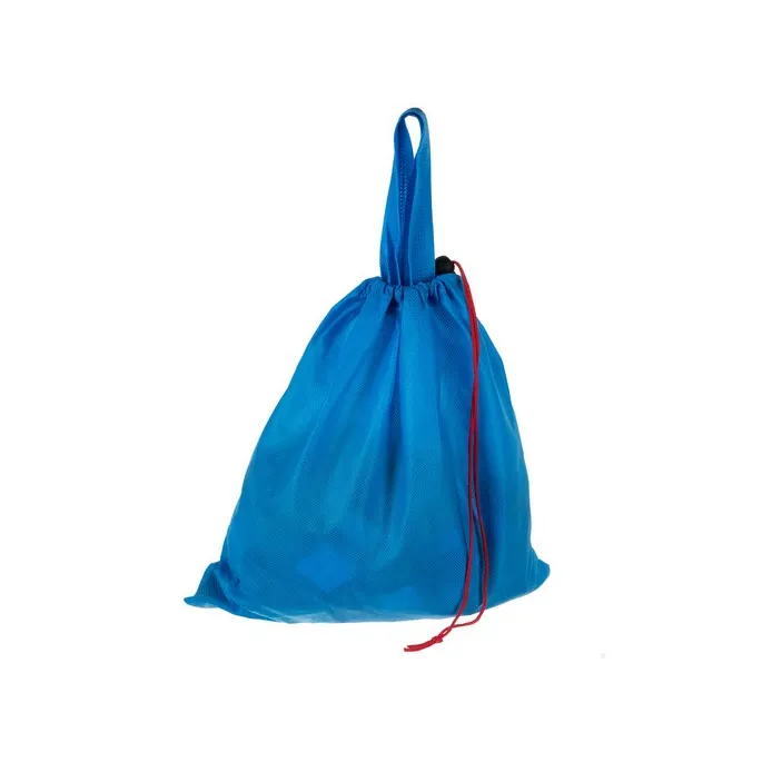 torba na klocki obok zestawu drewnianego miasta