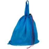 torba na klocki obok zestawu drewnianego miasta