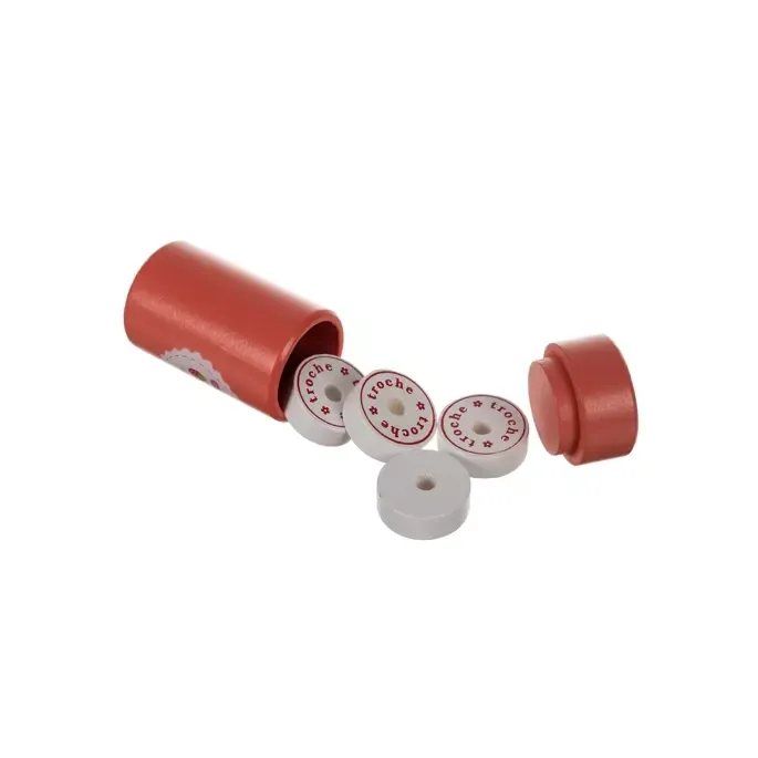 elementy zestawu: termometr, strzykawka, czepek pielęgniarski