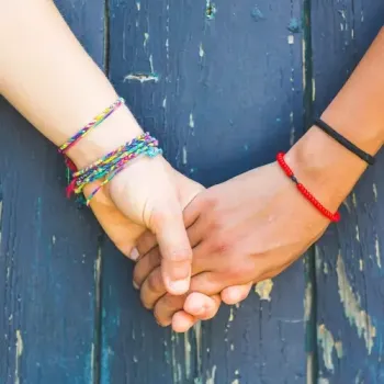 widok całego zestawu do bransoletek Kruzzel z akcesoriami