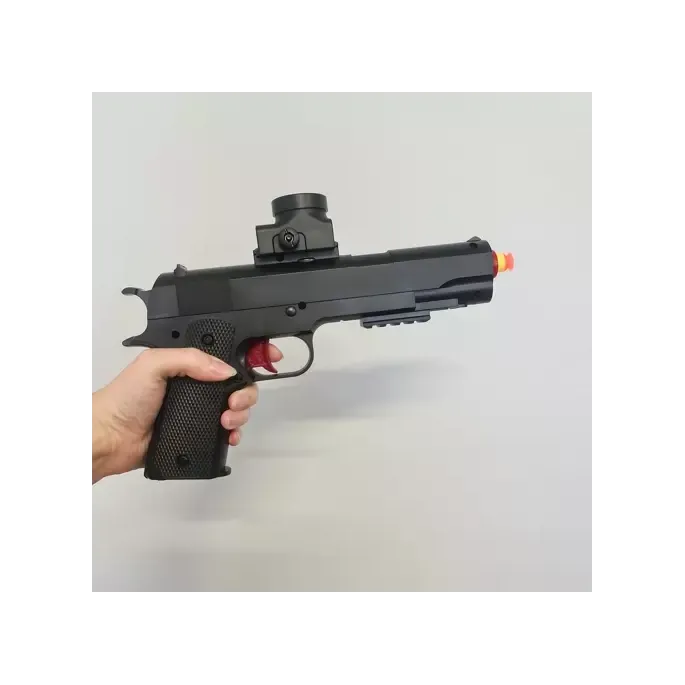 widok całego zestawu z kulkami, strzałkami i akcesoriami