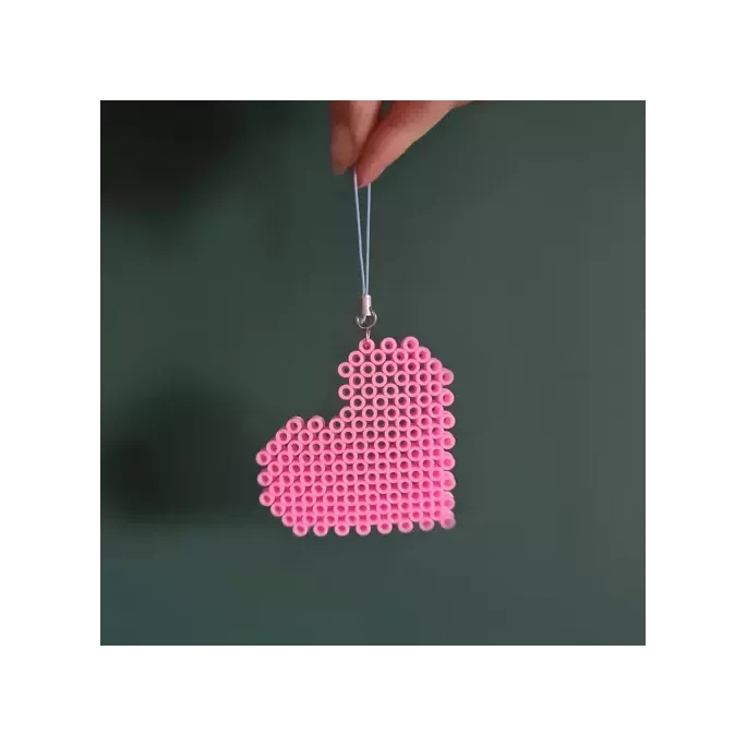 Przykładowe wzory zwierząt z dołączonymi szablonami