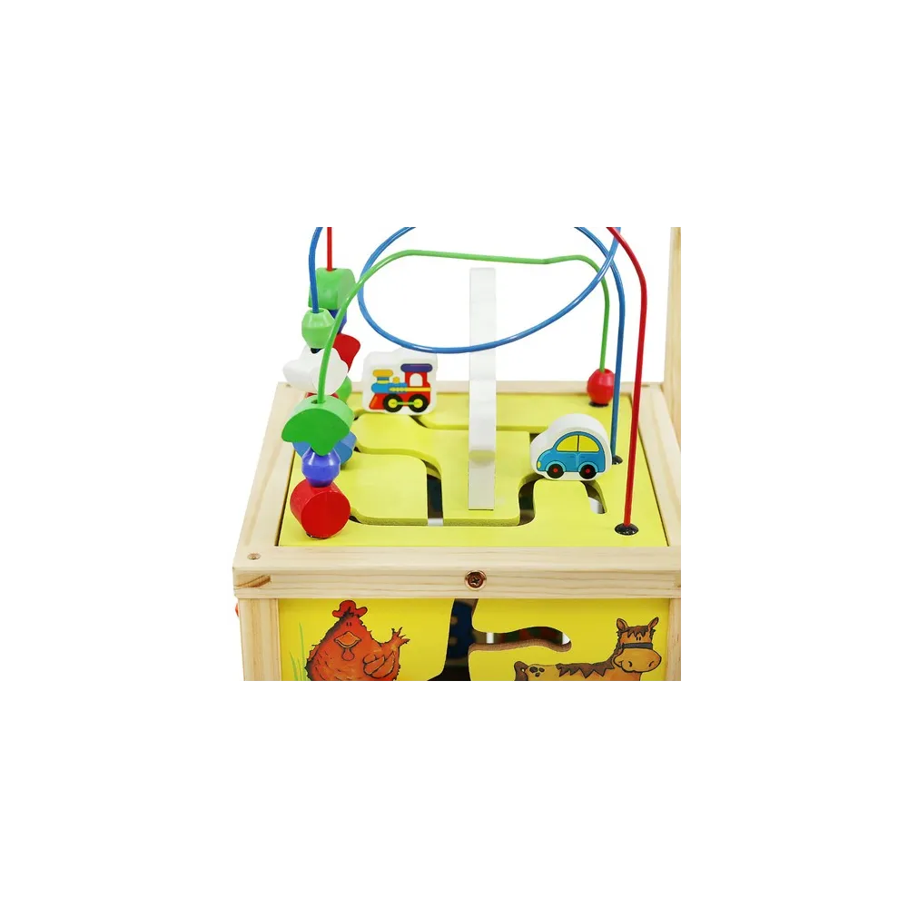 detal pchacza pokazujący połączenie drewna z kolorowymi elementami