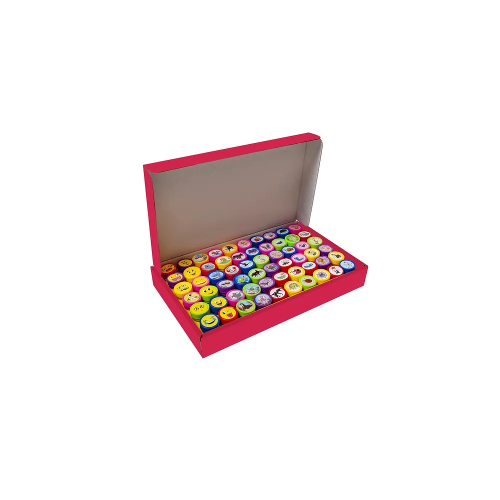 Zestaw stempelków rozłożony na białej powierzchni