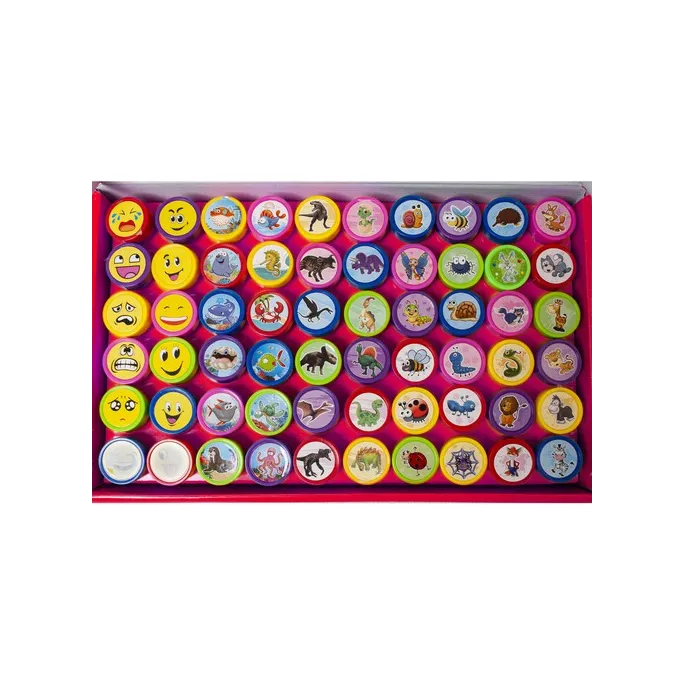 Kolorowa pieczątka z motywem zwierzątka przygotowana do użycia