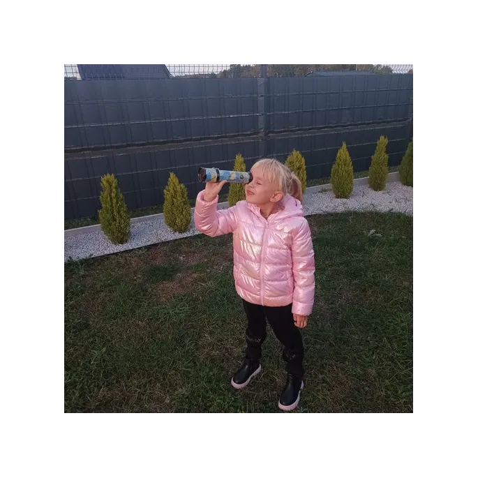 widok na kolorową powierzchnię kalejdoskopu