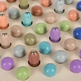 drewniane patyczki i plansza do gry łowienie rybek