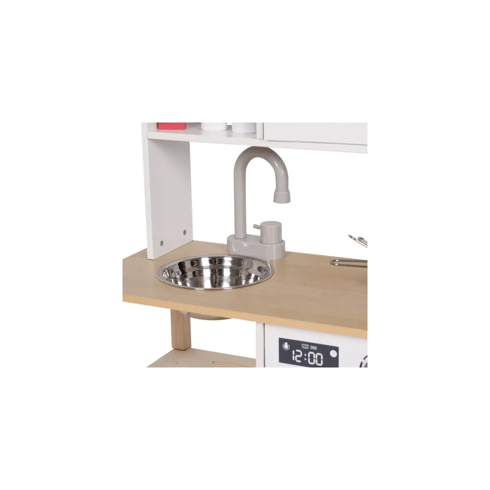 detal zegara z ruchomymi wskazówkami na kuchni