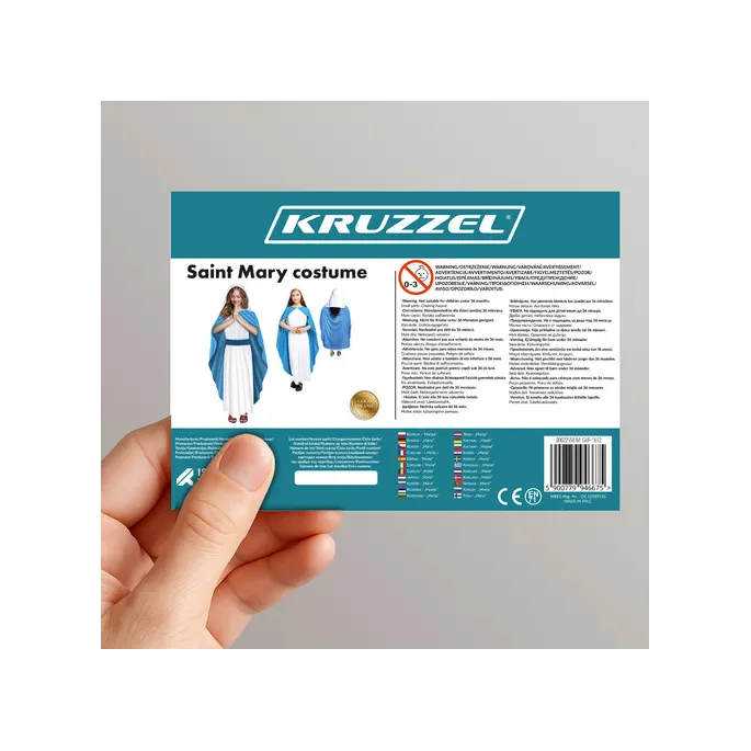 zbliżenie na detal błękitnej peleryny kostiumu maryja