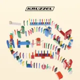 zbliżenie na kolorowe klocki do gry domino dla dzieci